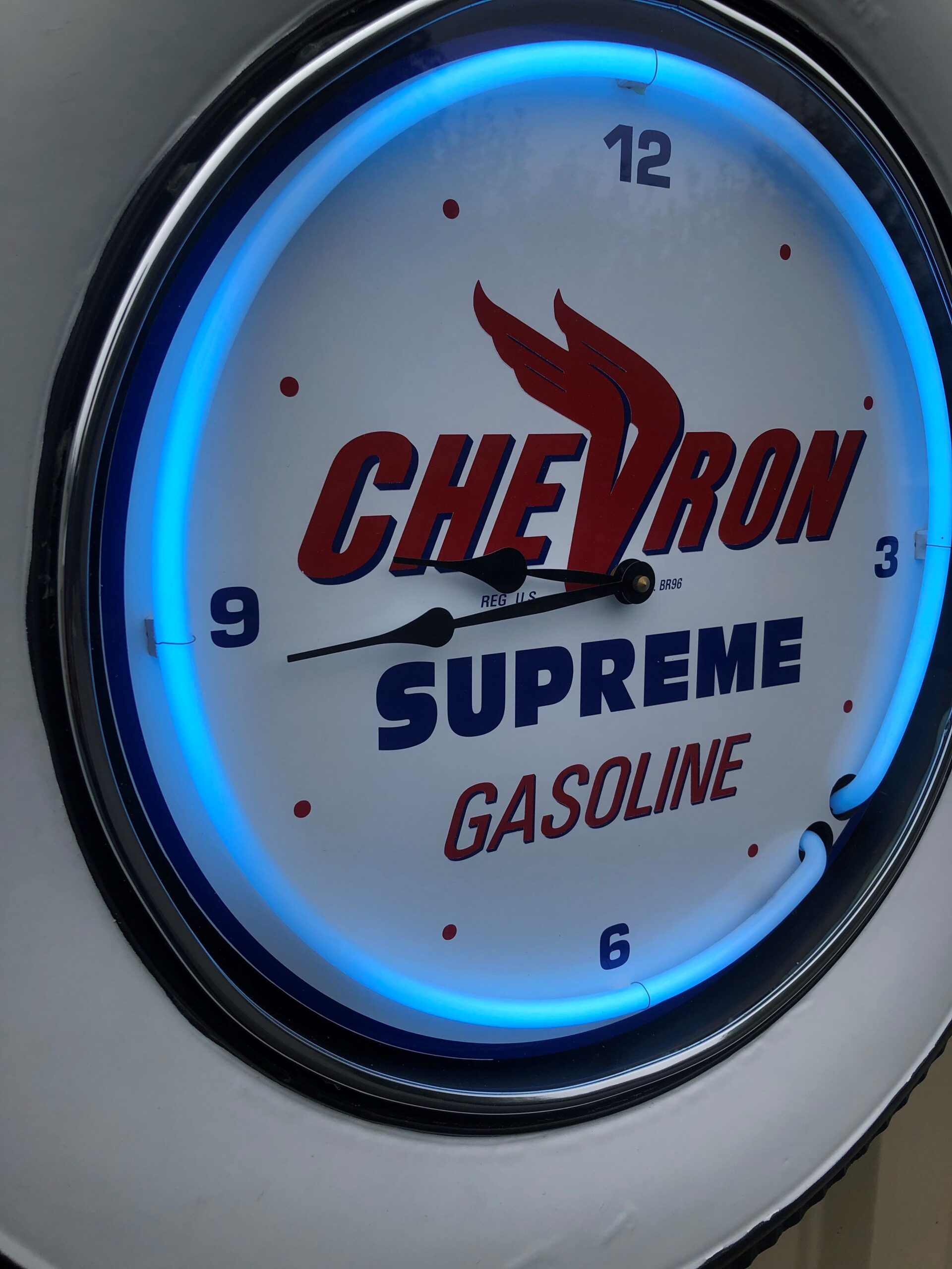 Chevron White Wall Tire Clock | Garage Art™