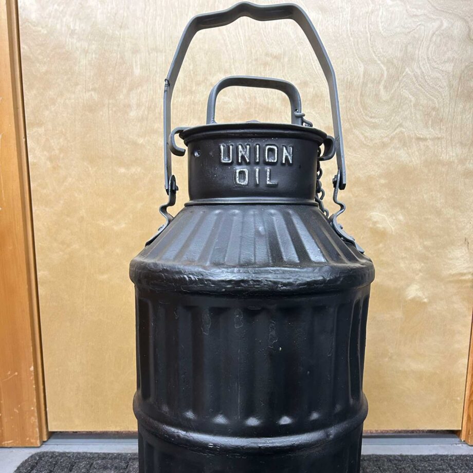 Union Oil 5Gal Oil Canister With Folding Handle